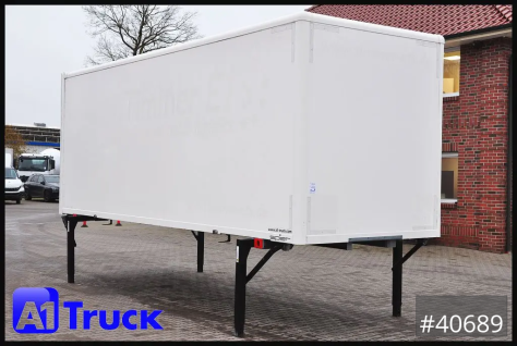 WB Koffer, 7,45, guter Zustand, verzinkt, Rolltor