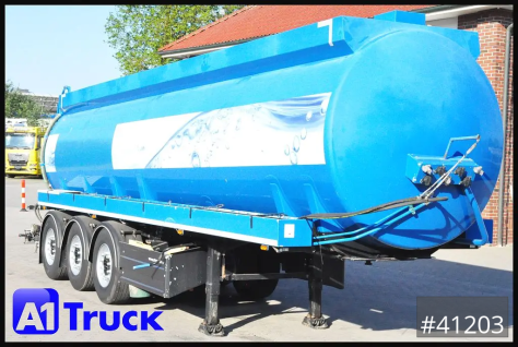 Willig  30m³ Alu,  Pumpe Gülle 4920 Kg. 