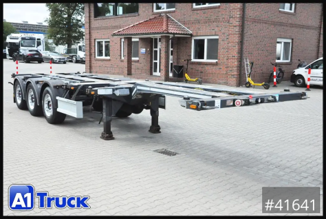 VCC-01, Multi Chassi, 2 x Liftachse, Mittellausschub, TÜV 08/2027