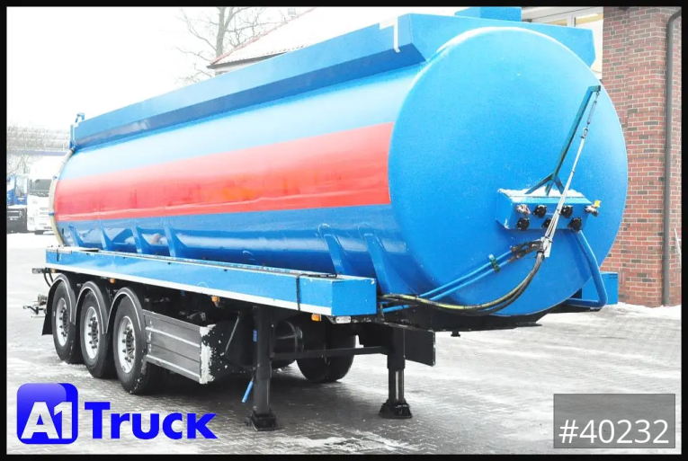 Willig - Tankaufbau - Auflieger - Willig  30m³ Alu,  Pumpe Gülle 4920 Kg. 