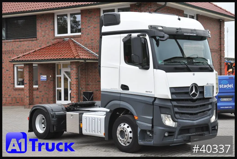 Mercedes-Benz - Gefahrgut Sattelzugmaschine - Sattelzug - 1843 StreamSpace GGVS ADR FL AT 