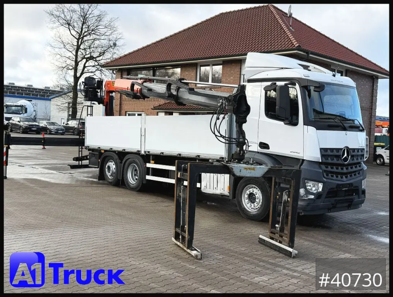 Mercedes-Benz - Autokran - LKW > 7.5 - Arocs 2542,  Kran PK23001L, Baustoff, 