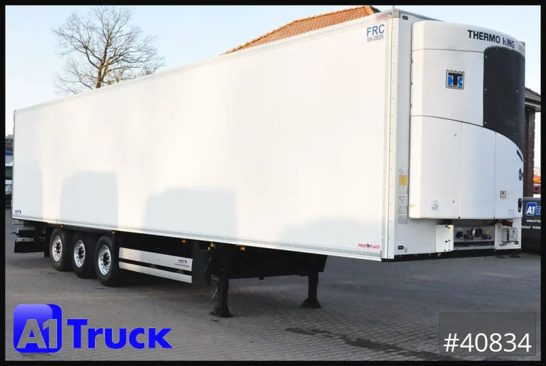 Schmitz - Kühlkoffer - Auflieger - Rohrbahnen Meat  SLXi 300 FRC, 3769 Stunden 