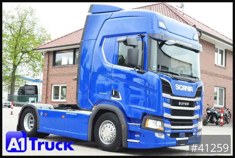 Scania - Standard Sattelzugmaschine - Sattelzug - R 520, V8  Retarder, Standklima, 