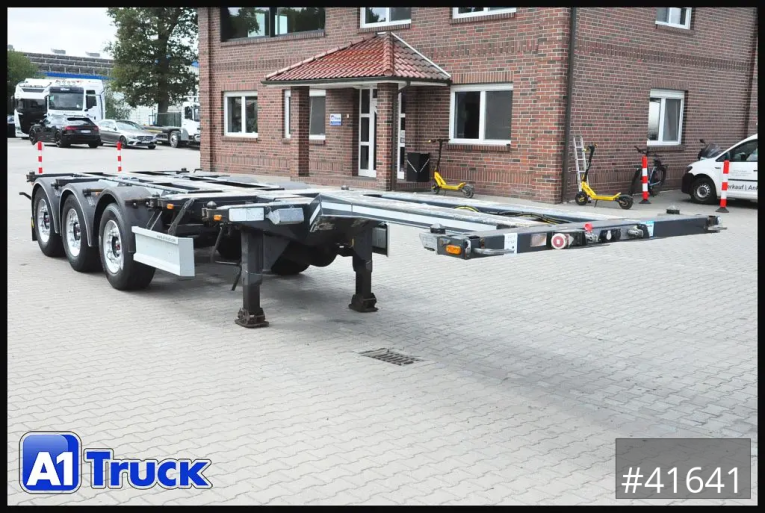 D-tec - Wechselfahrgestell - Auflieger - VCC-01, Multi Chassi, 2 x Liftachse, Mittellausschub, TÜV 08/2027