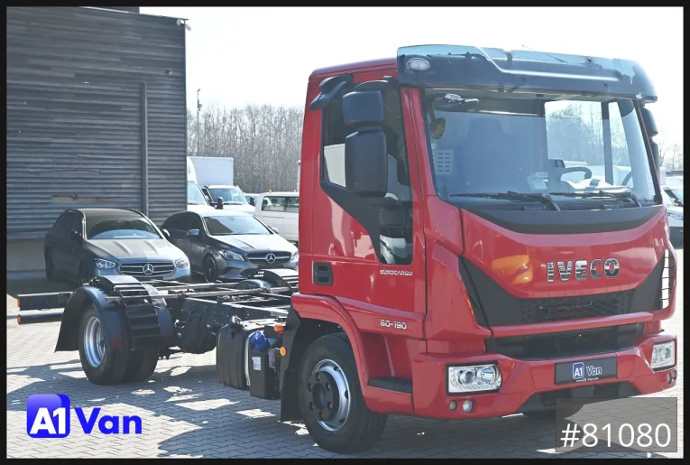 Iveco - Fahrgestell - LKW < 7.5 - Eurocargo 80E19 Fahrgestell, Klima, AHK, Luftfederung